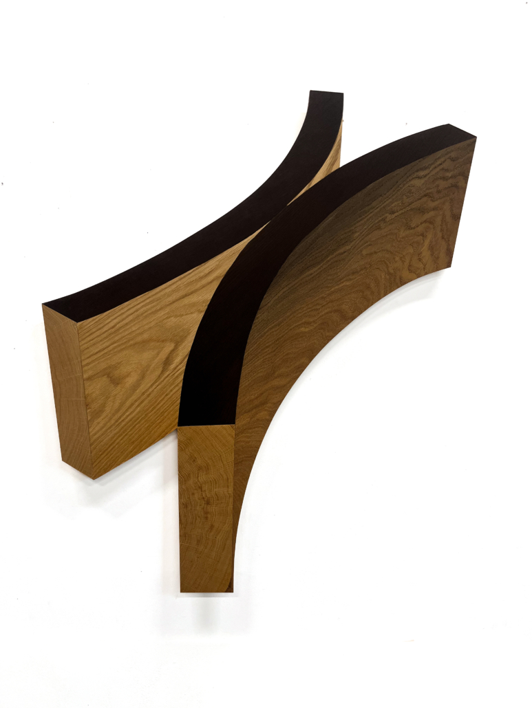 Robert Steng, Two Curved Boards, 2026, Holz, 97 x 79 cm
