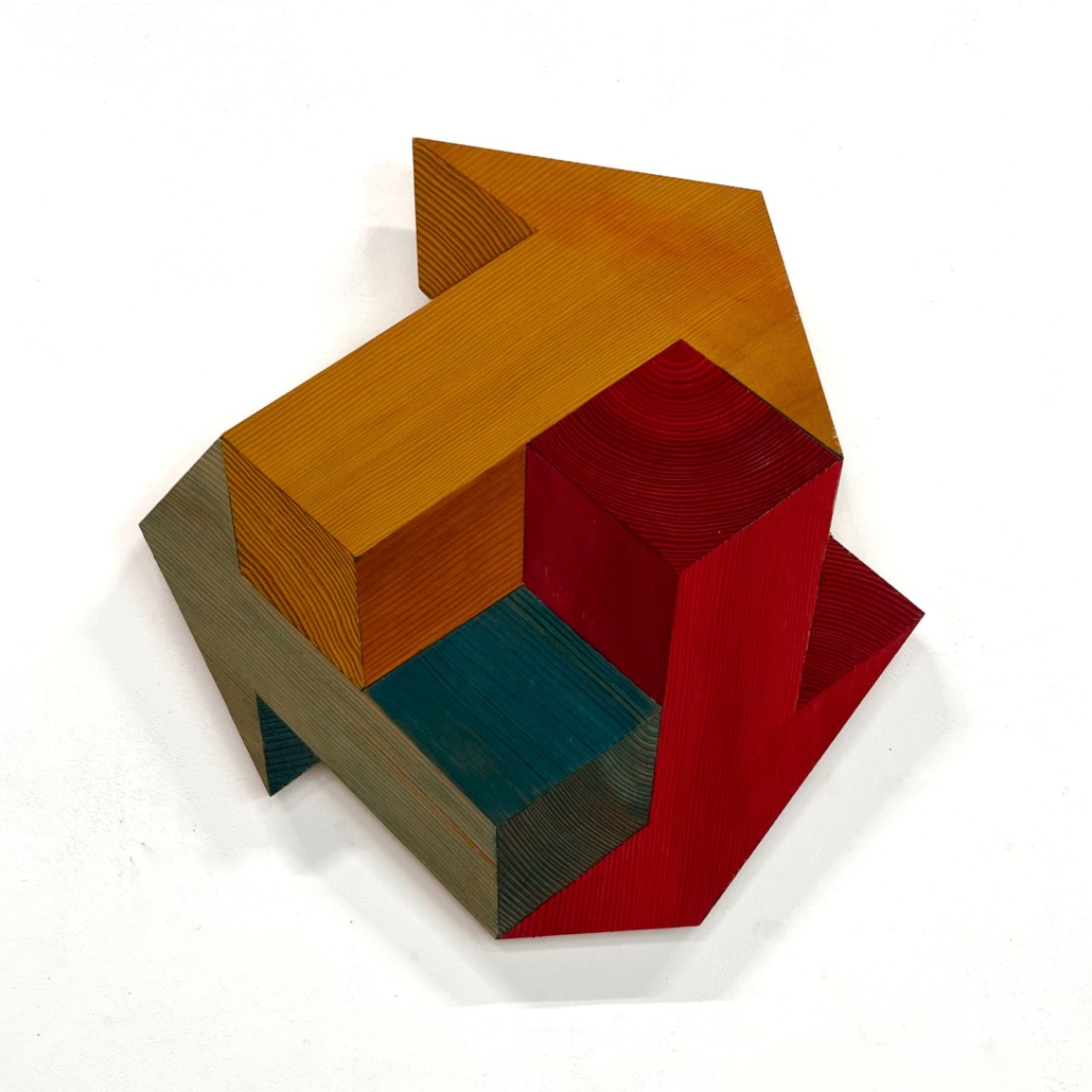 Robert Steng, „Drei Richtungen“2026, Eiche - Furnier auf Sperrholz, Lasur, 34 x 44 x 1,5 cm Robert Steng, „Farbige Quader, Eingeschoben“, 2026, Furnier auf Sperrholz,Lasur, 44,5 x 27 x 1,5 cm